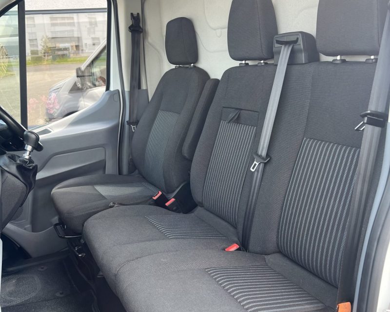 Ford Transit 2.0 TDCi 170ps L3H3 AIRCON