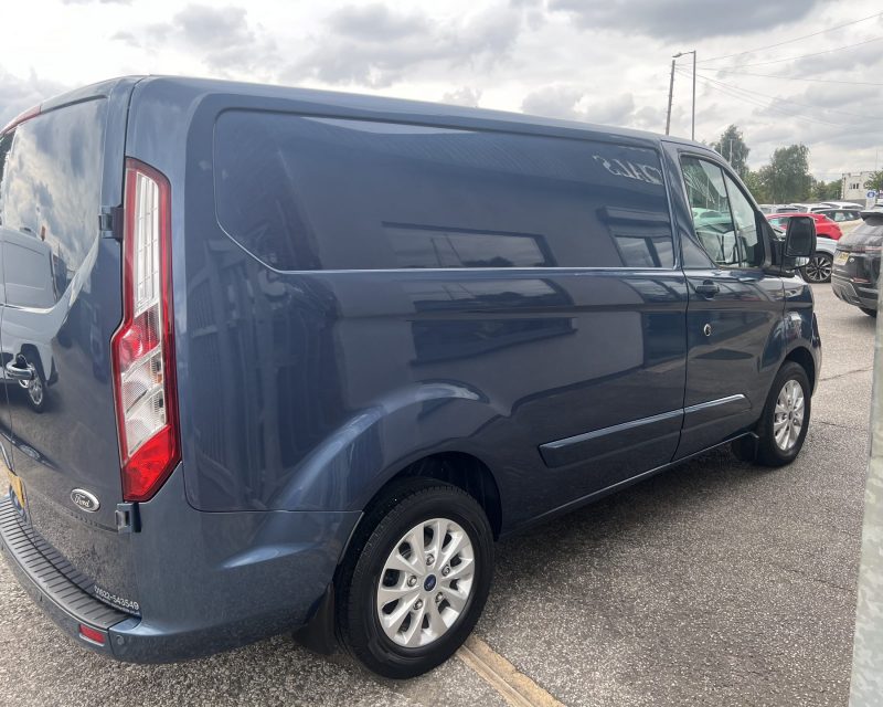 Ford Transit Custom 2.0 EcoBlue 130 PS LTD SWB