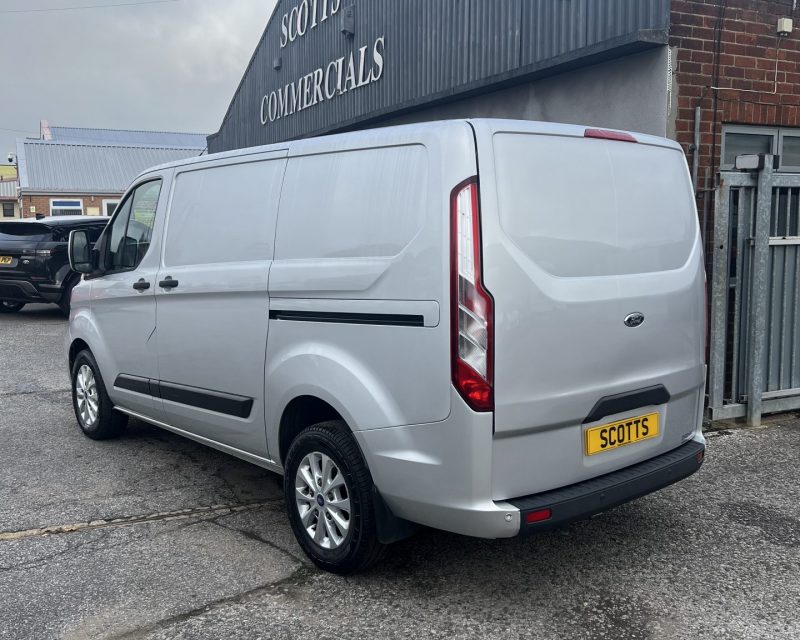 Ford Transit Custom 2.0 EcoBlue 105ps SWB Trend TailGate Van