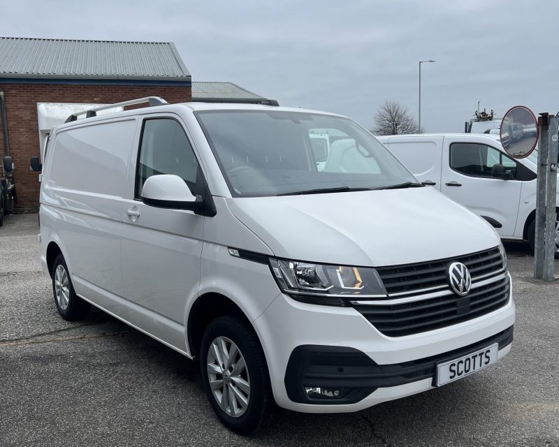 VOLKSWAGEN TRANSPORTER 2.0 TDI 110 Highline Van