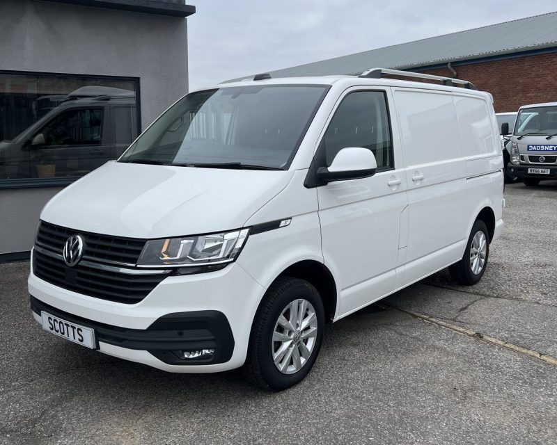 VOLKSWAGEN TRANSPORTER 2.0 TDI 110 Highline Van